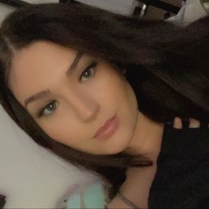 Meet your Posher, Carly